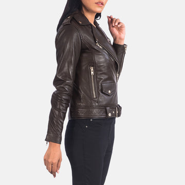 Front view of Broxburn brown moto jacket – stylish men’s leather biker jacket for USA customers

Broxburn men’s moto jacket in brown – vintage-inspired motorcycle outerwear made for American riders

Close-up of distressed leather on Broxburn brown moto jacket – durable men’s riding jacket for U.S. streetwear

Model wearing Broxburn brown leather moto jacket – classic American moto style for men

Back of Broxburn brown moto jacket – handcrafted leather jacket for motorcycle enthusiasts in the USA

