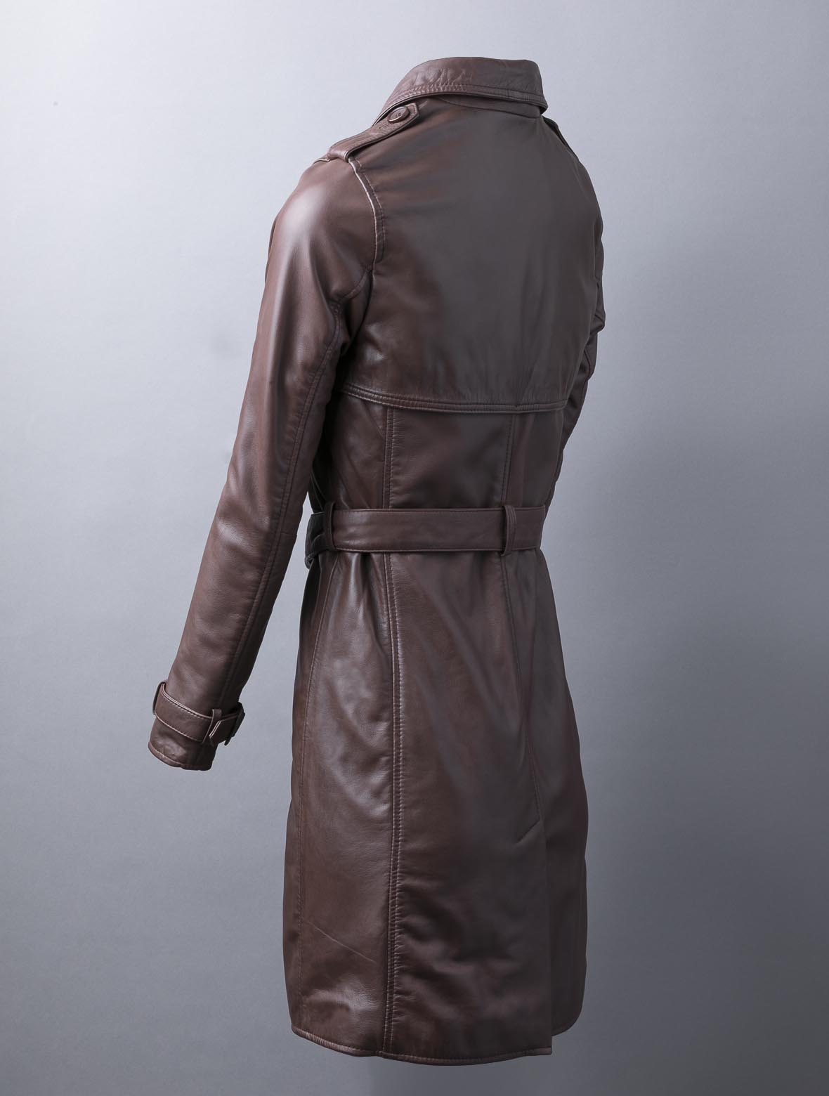 Perth women’s trench coat in classic beige with tailored fit and belt detail

